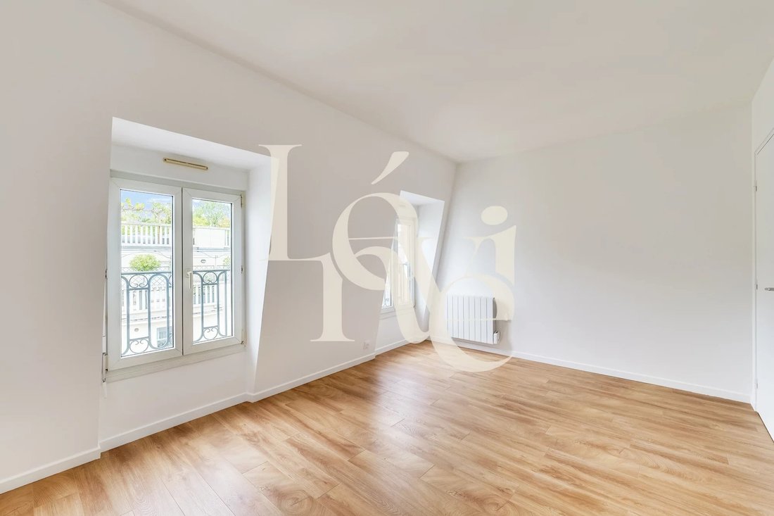 Apartment in Hôtel de Ville-Planchette, Levallois-Perret, France 1 - 18155863
