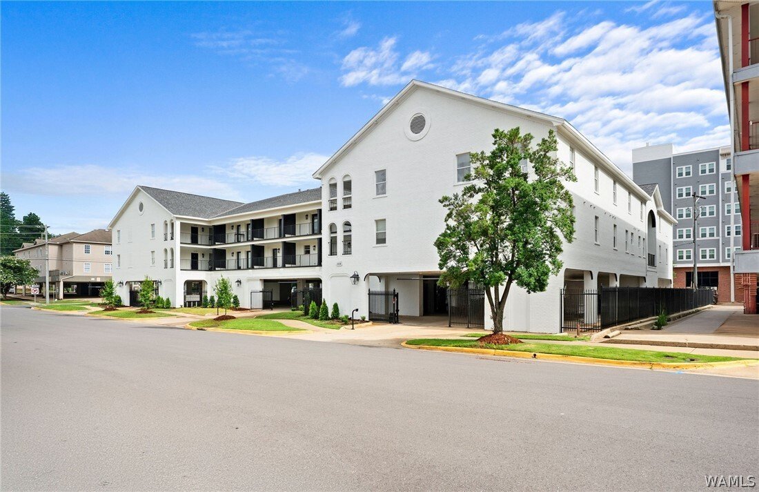 Condo in Tuscaloosa, Alabama, United States 3 - 18159973