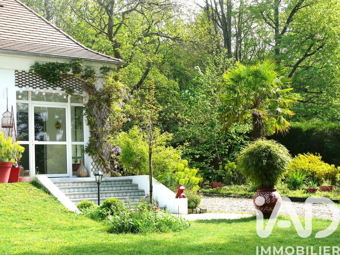 House in Saint-Remy-l'Honore, Ile-de-France, France 4 - 18169326