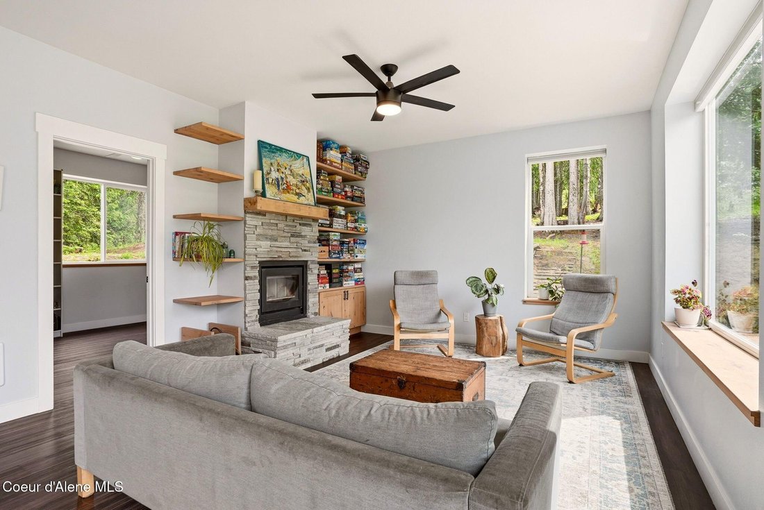 House in Sandpoint, Idaho, United States 2 - 18158953