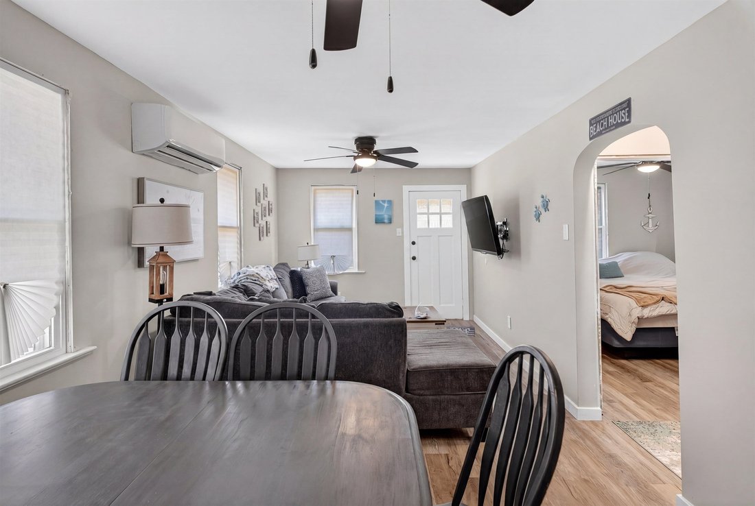 House in Wildwood, New Jersey, United States 5 - 18171876