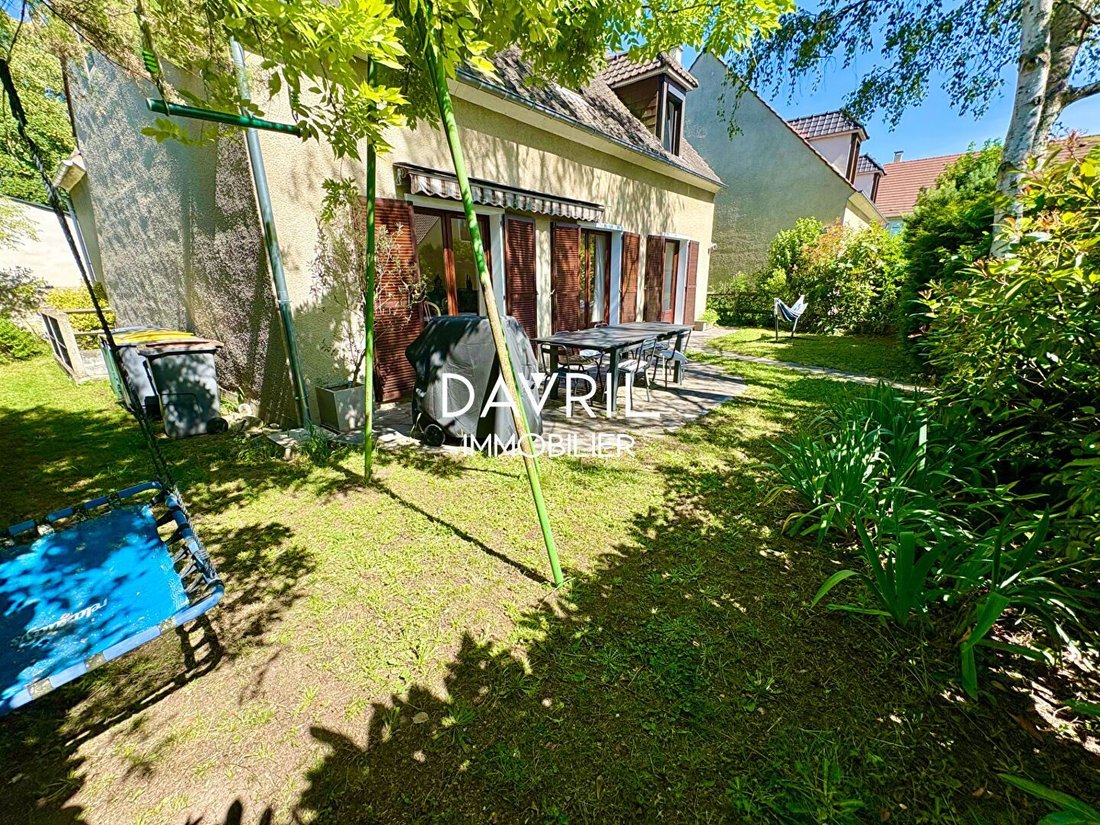 House in Basses Roches, Conflans-Sainte-Honorine, France 2 - 18167272