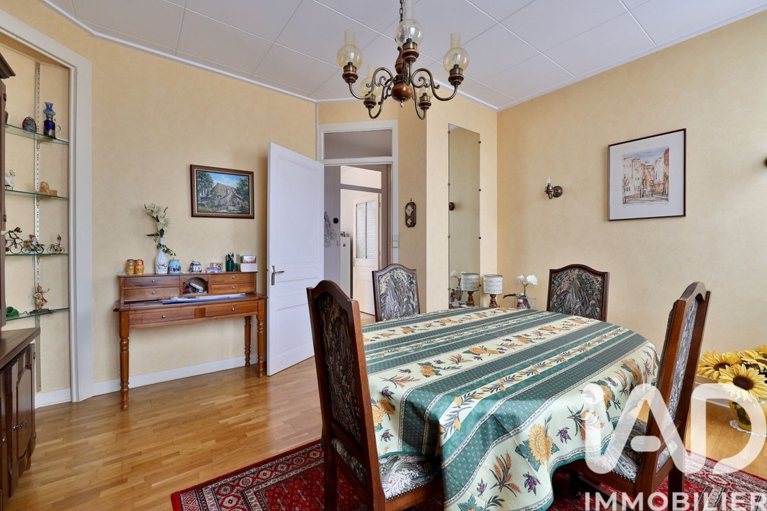 House in Les Poulettes, Villeurbanne, France 4 - 18161215