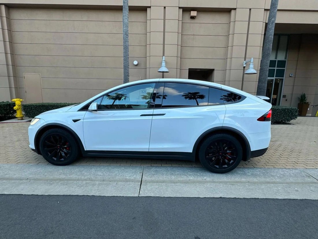 Suv in Riverside, CA, United States 5 - 18163552