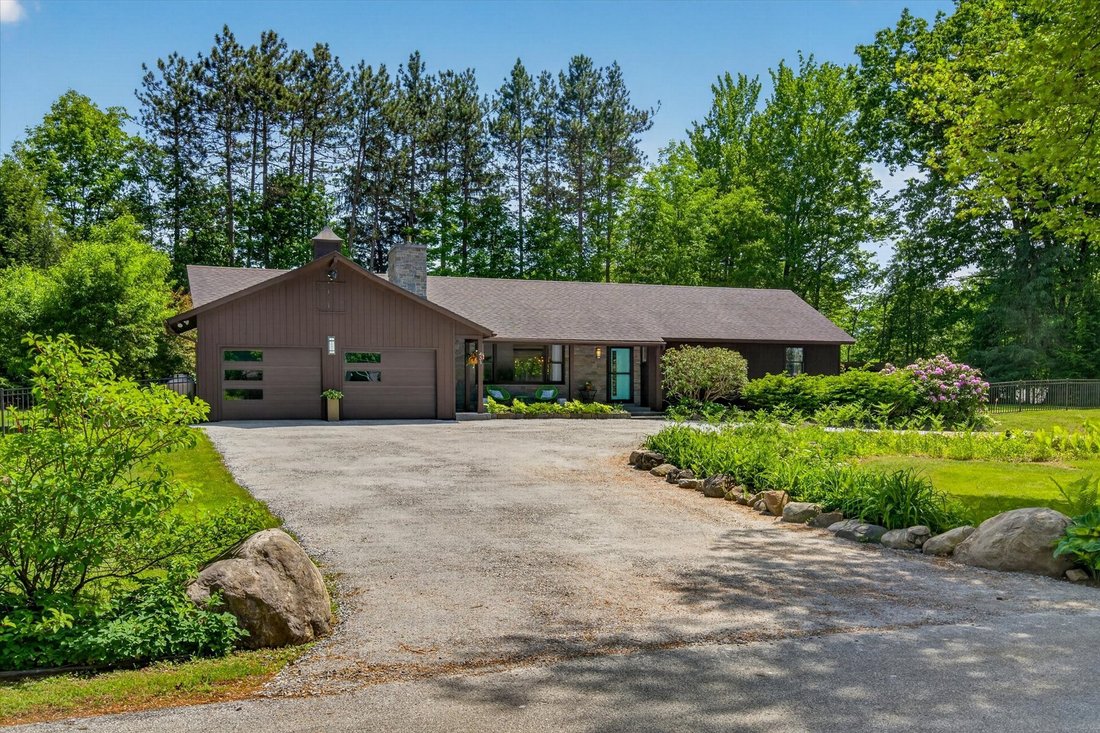 House in Mendon, Vermont, United States 2 - 18157123