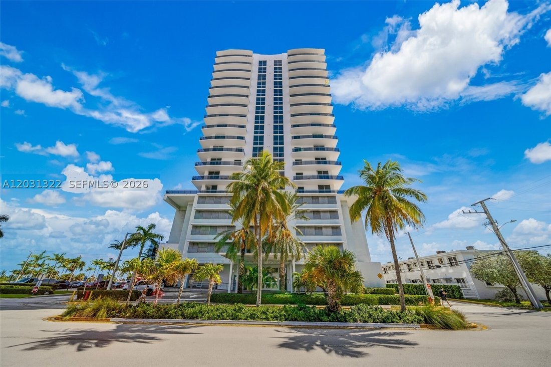 Condo in Miami Beach, Florida, United States 1 - 18160212