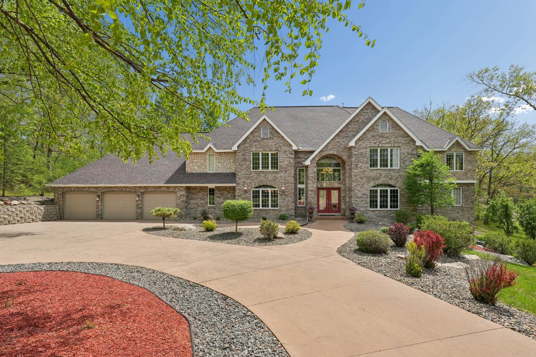 House in Lakeville, Minnesota, United States 1 - 17937790