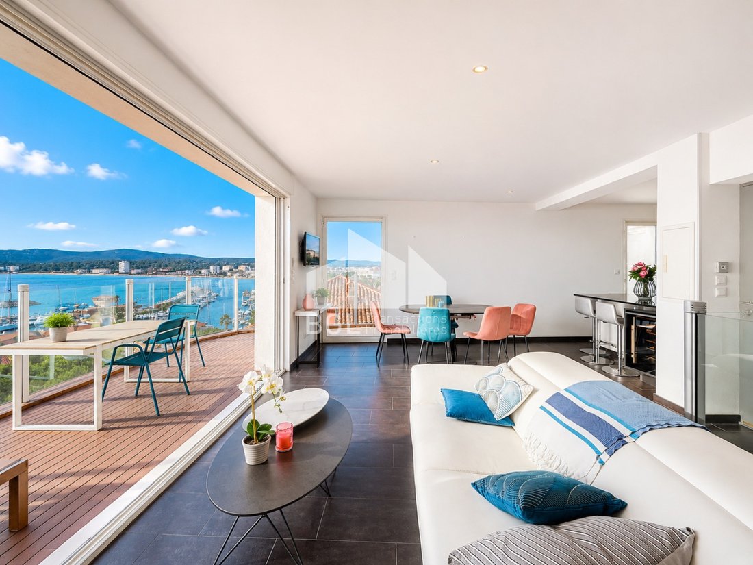 Apartment in Le Lavandou, Provence-Alpes-Côte d'Azur, France 1 - 16948235