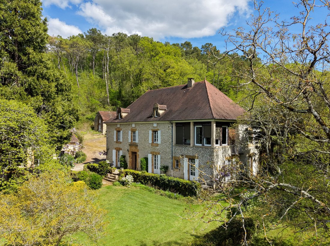 Estate in Cazals, Occitania, France 5 - 18159747