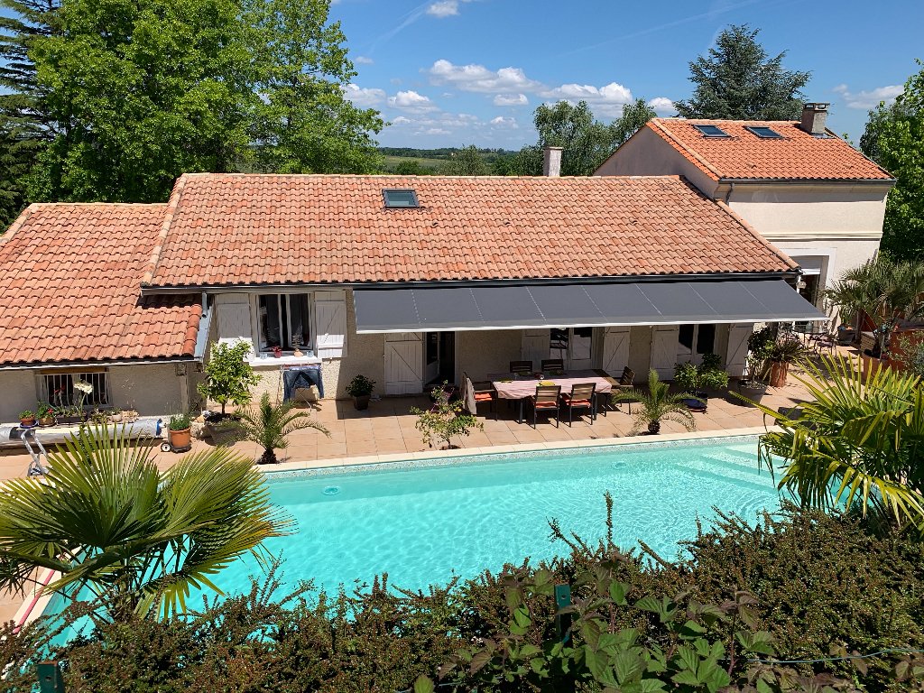Villa in Langoiran, Nouvelle-Aquitaine, France 2 - 18171251