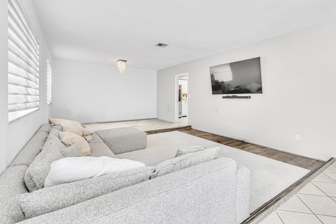 House in Hollywood, Florida, United States 2 - 18088970