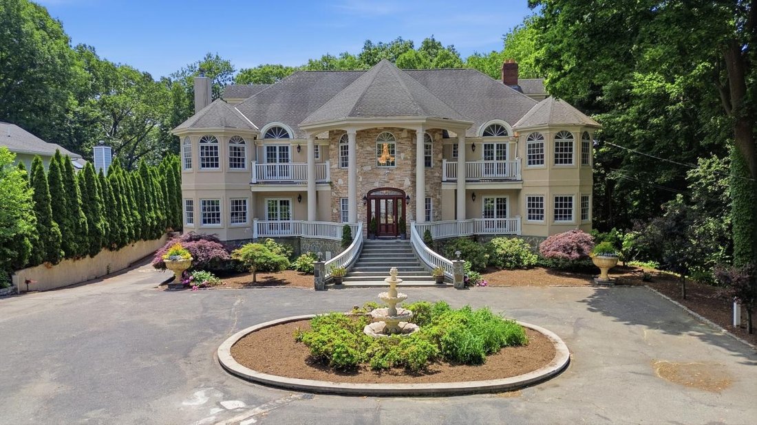 House in Newton, Massachusetts, United States 1 - 18163433
