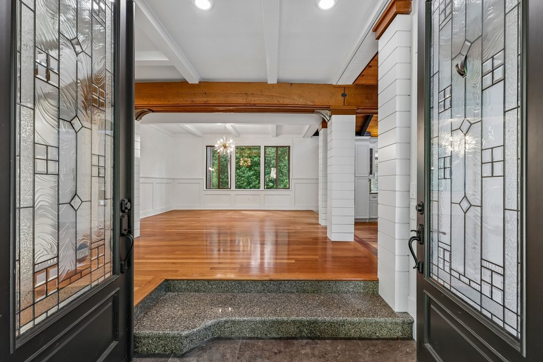 House in Bellevue, Washington, United States 3 - 18157690