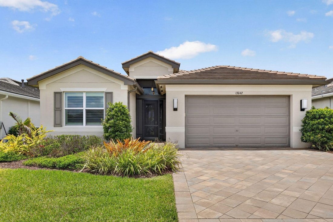 House in Port St. Lucie, Florida, United States 1 - 18155557
