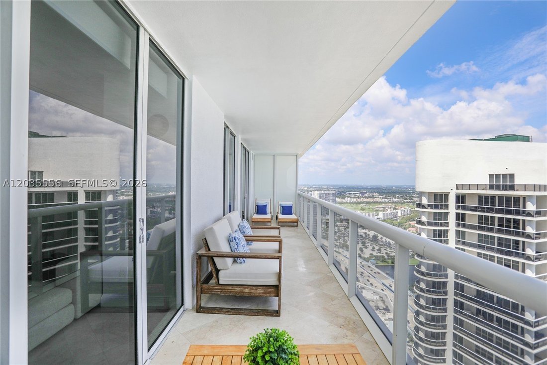 House in Hallandale Beach, Florida, United States 5 - 18168118