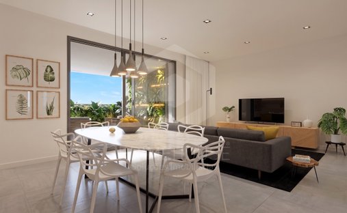 Apartment in Praia De Porto Mós, Sao Goncalo de Lagos, Algarve 1