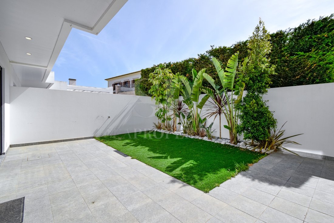 House in Atouguia da Baleia, Leiria District, Portugal 3 - 18163942