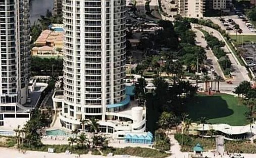 Condo in Sunny Isles Beach, Florida, United States 1