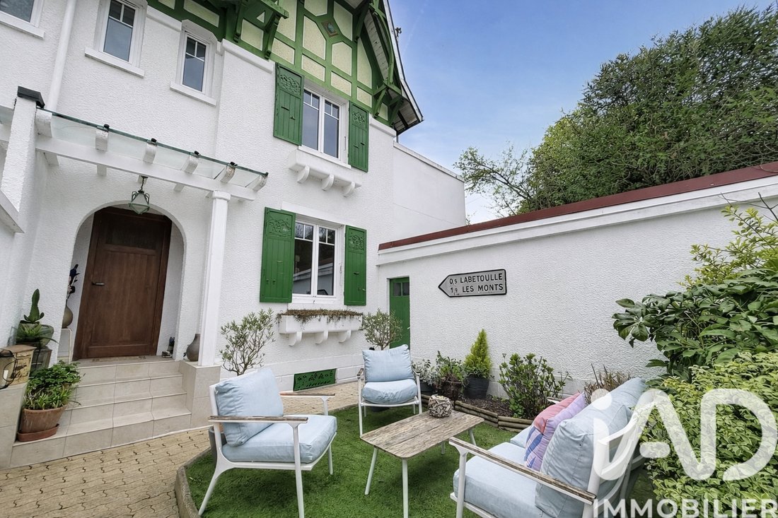 House in Vaux-sur-Seine, Ile-de-France, France 2 - 18161323