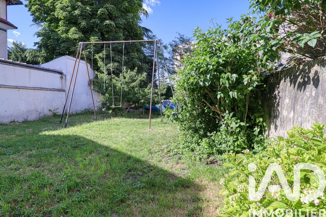 House in Bois-Colombes, Ile-de-France, France 4 - 18161327