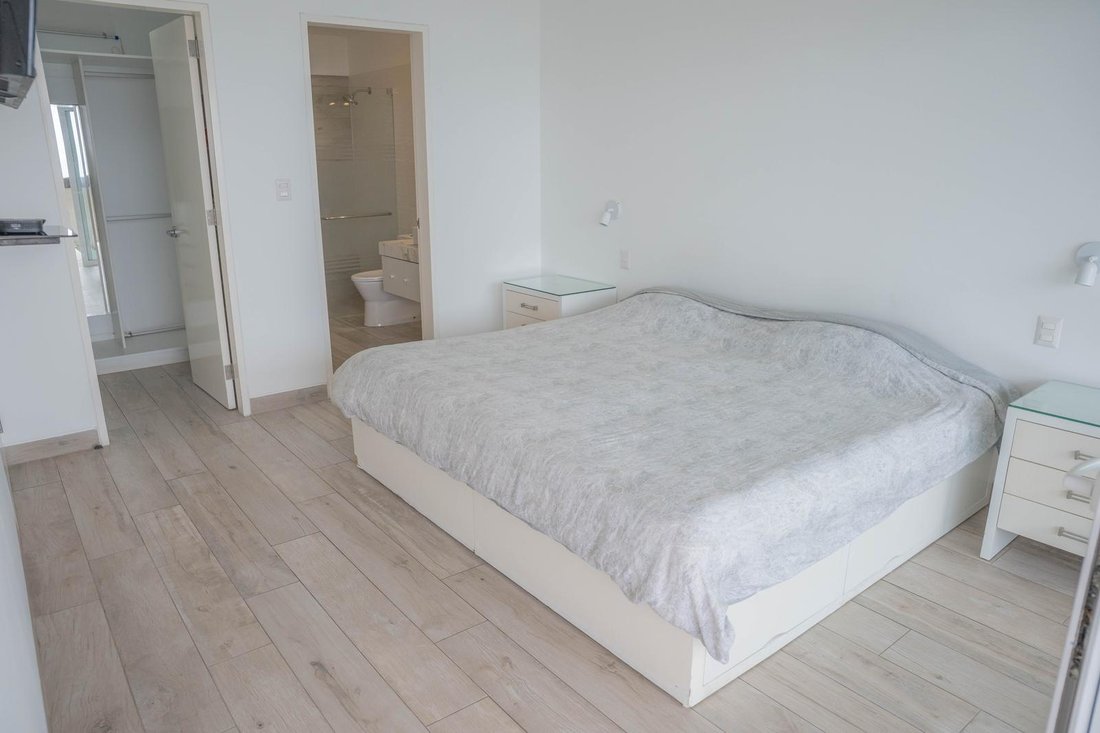 Apartment in Lima, Belarus 3 - 18155737
