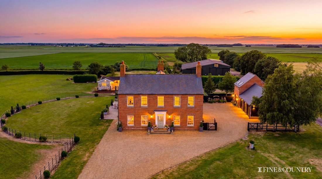 House in Greater Lincolnshire, England 2 - 18162573