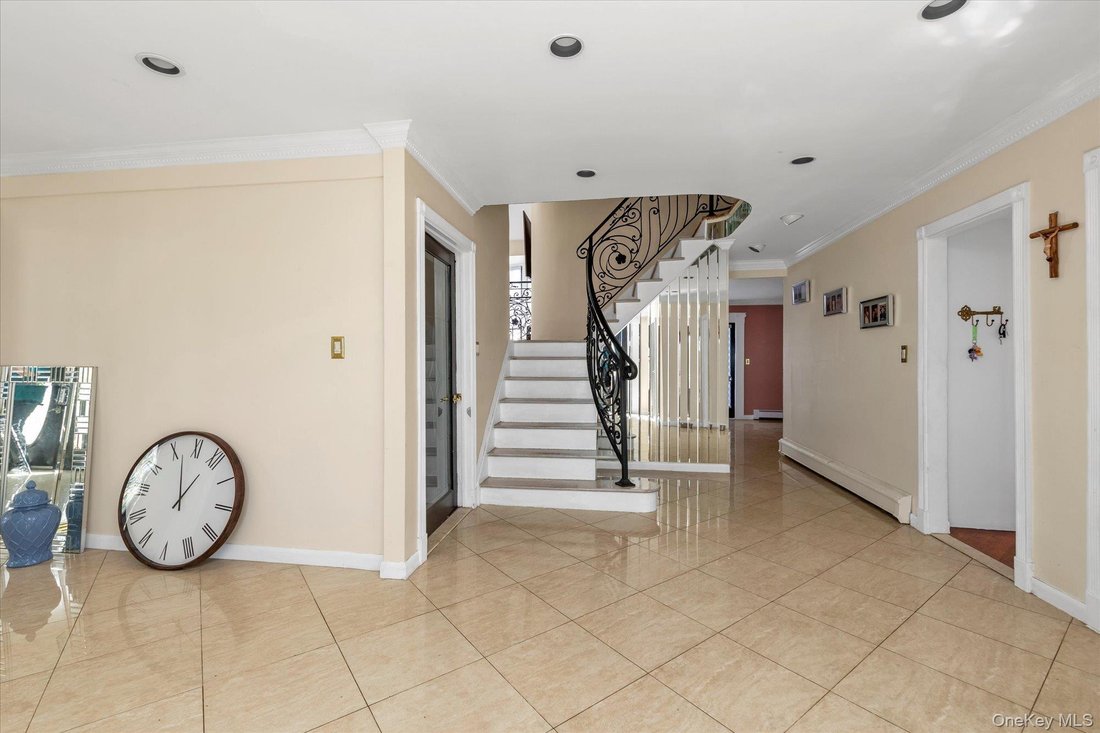 House in Oceanside, New York, United States 4 - 17918089