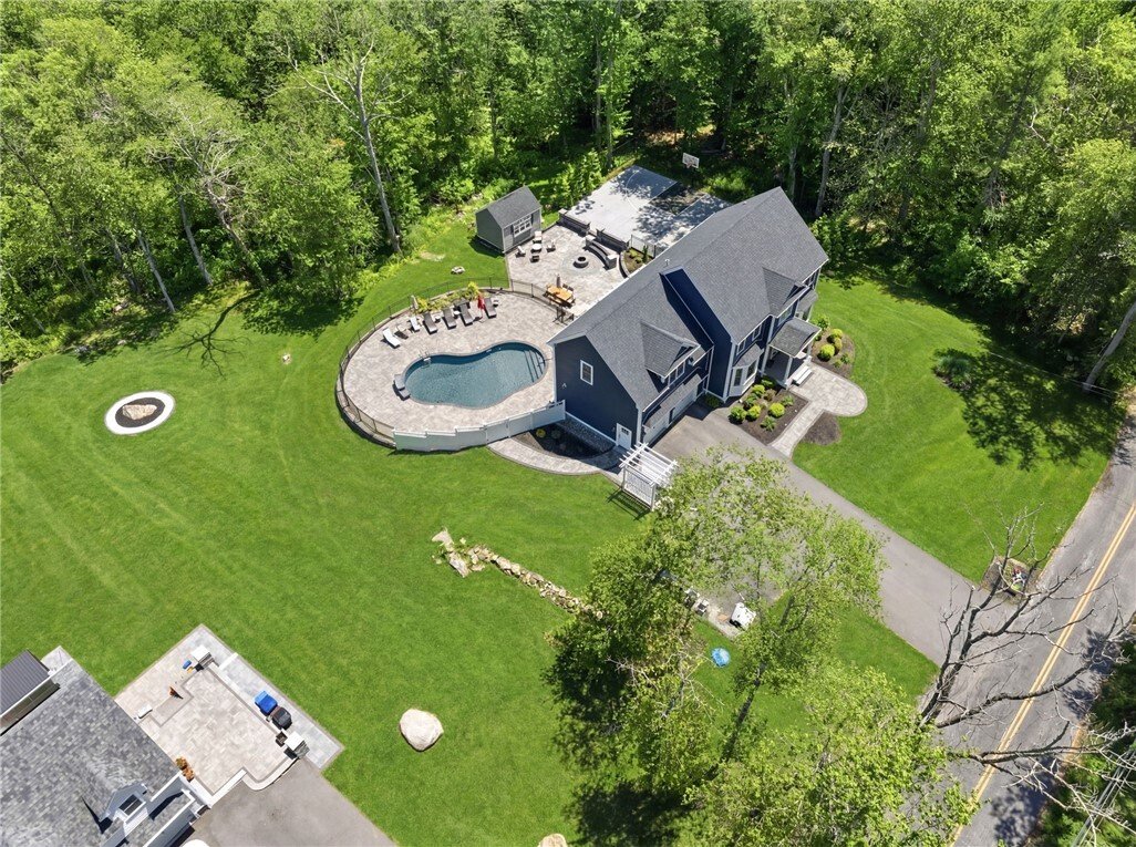 House in Dighton, Massachusetts, United States 4 - 18160431