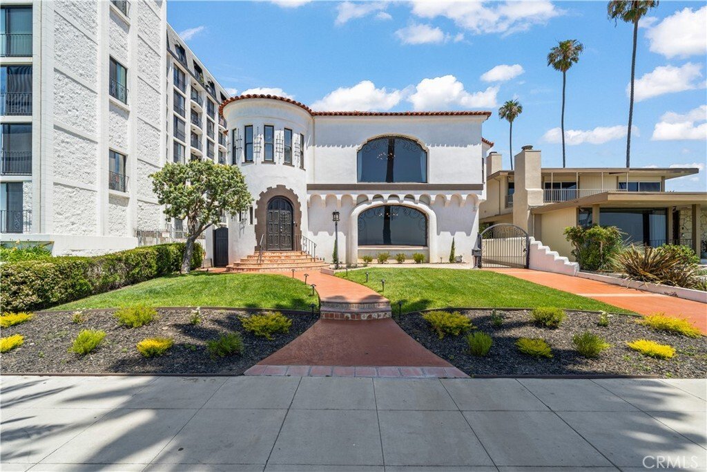 House in Signal Hill, California, United States 3 - 17924690