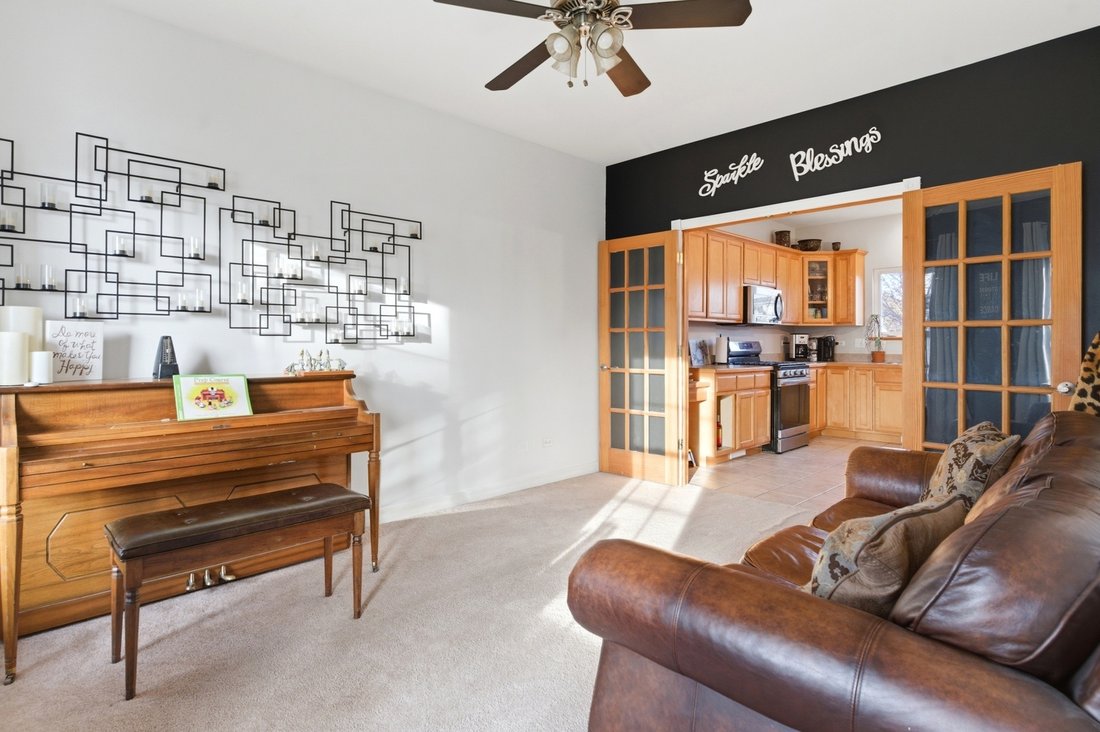 House in Oswego, Illinois, United States 5 - 18154540