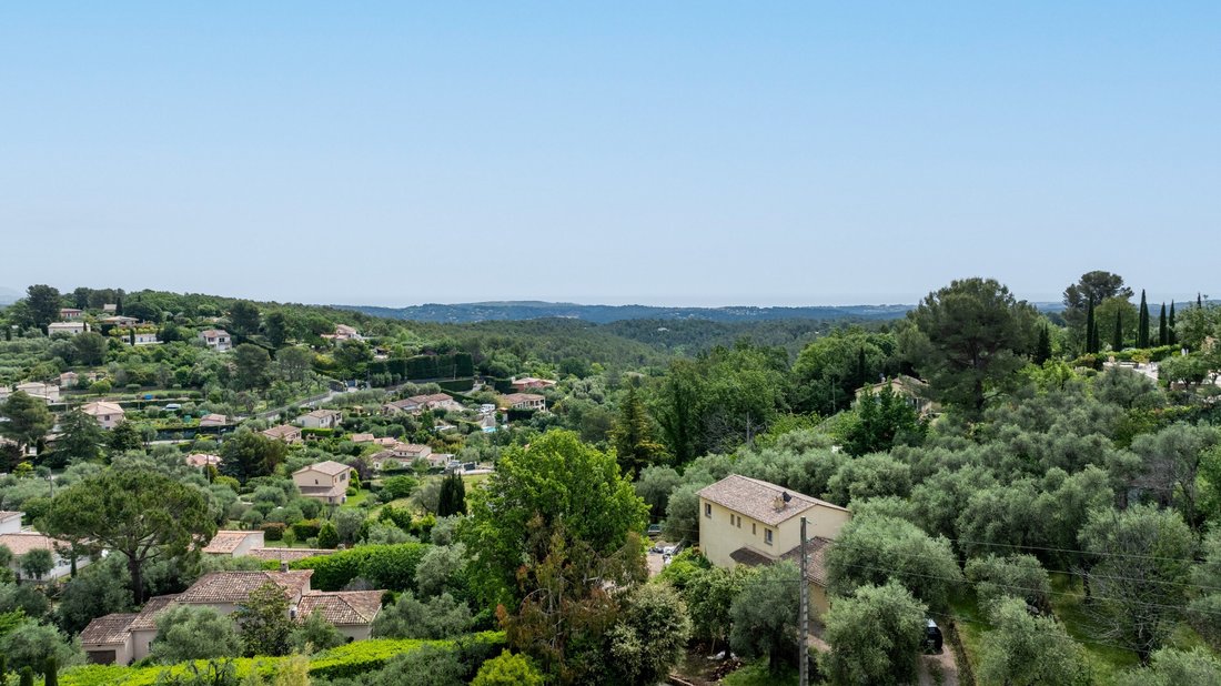 House in Le Rouret, Provence-Alpes-Côte d'Azur, France 3 - 18160302