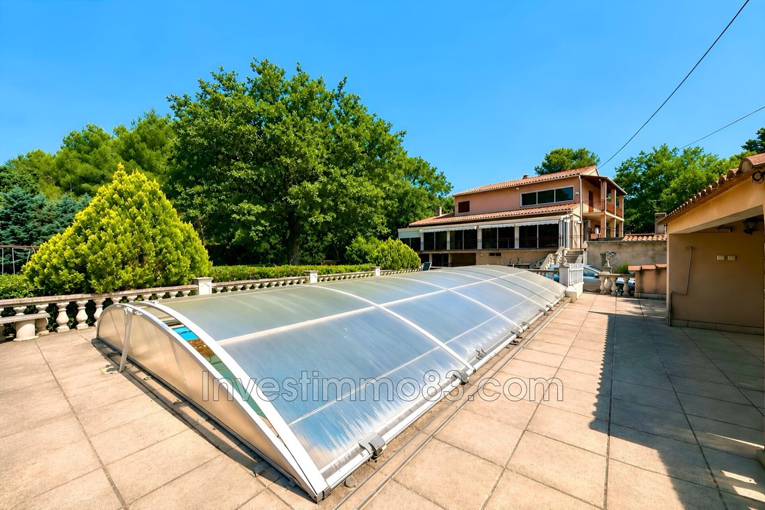 Villa in Pourrieres, Provence-Alpes-Côte d'Azur, France 4 - 18155682