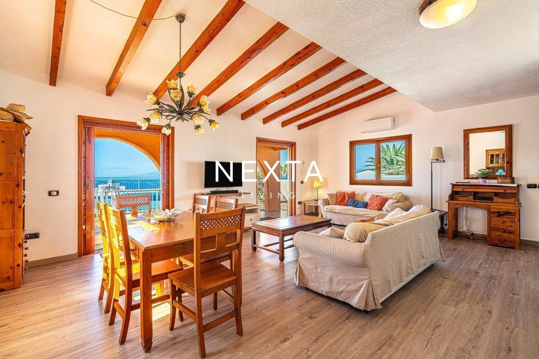 Villa in Costa Adeje, Adeje, Canary Islands 2 - 18154381