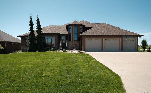 House in Sioux Center, Iowa, United States 1