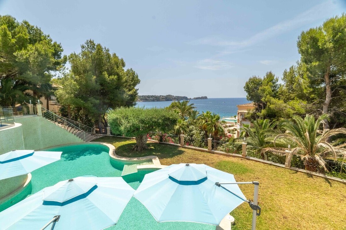 Villa in Rotes Velles, Calvia, Balearic Islands 1 - 18160870