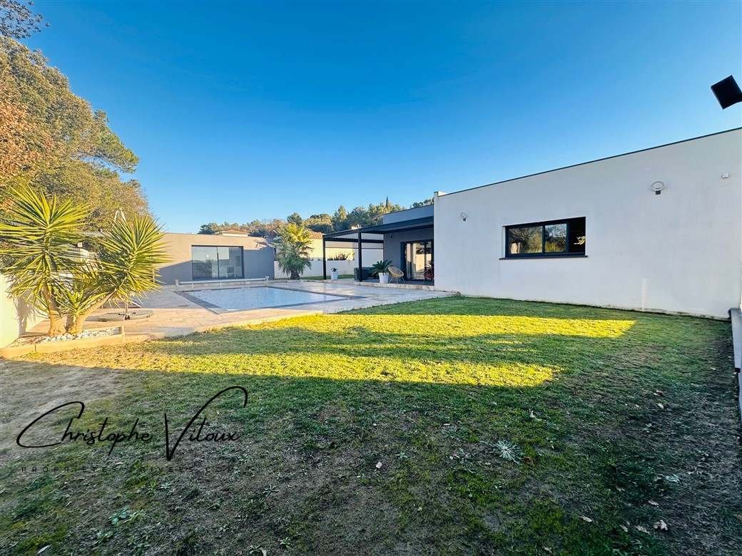Villa in Palaja, Occitania, France 4 - 18156992