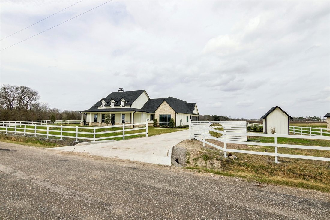 House in Sealy, Texas, United States 4 - 18167461