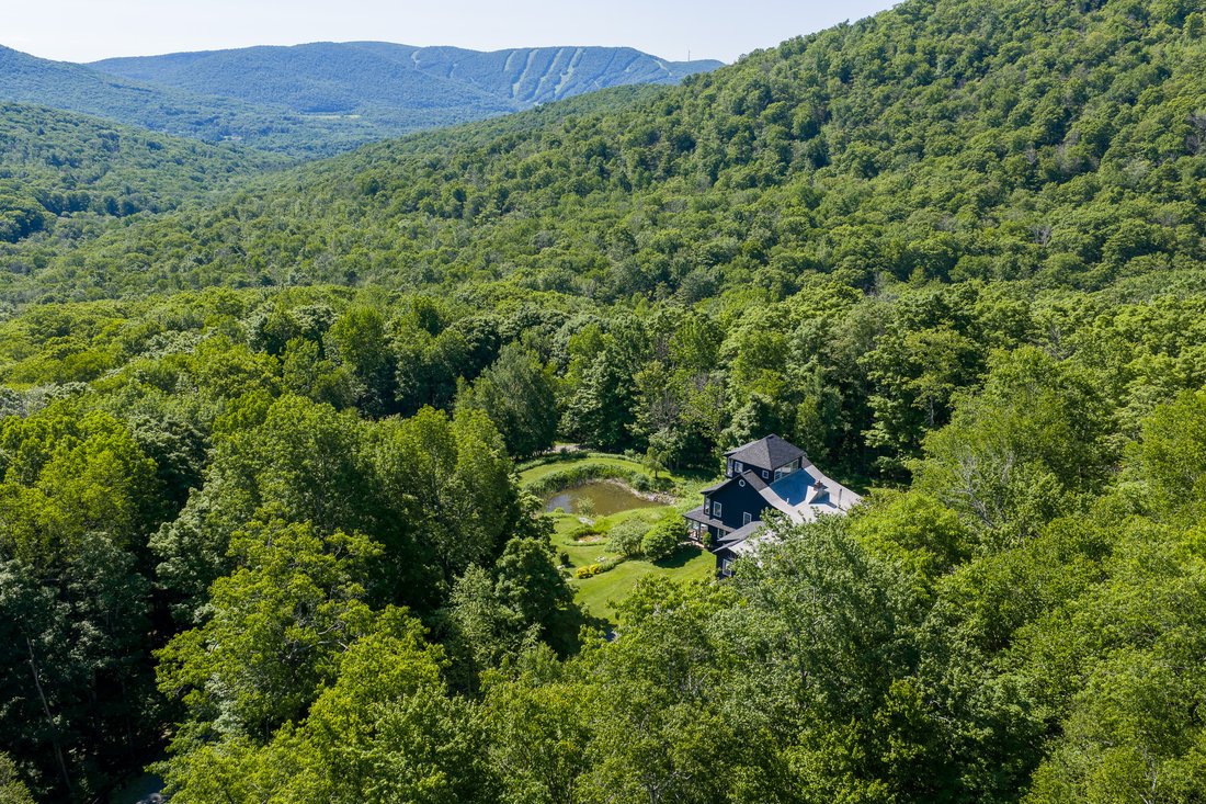 House in New Ashford, Massachusetts, United States 4 - 17772446