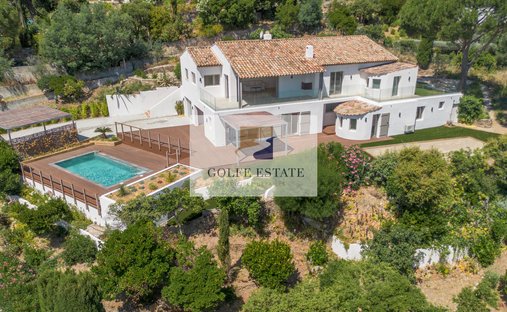 Villa à Nord, Cavalaire-sur-Mer, France 1