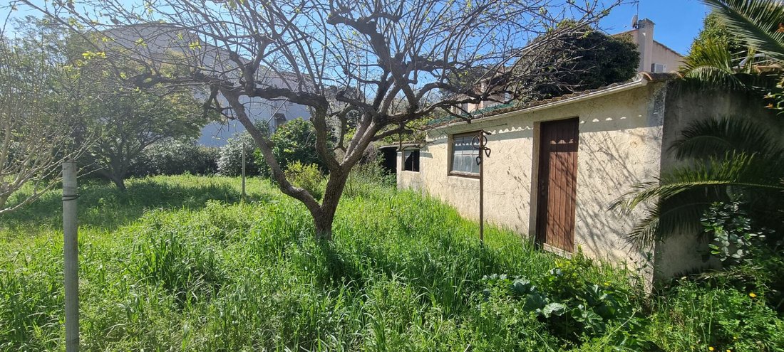 Land in La Ciotat, Provence-Alpes-Côte d'Azur, France 1 - 18164103