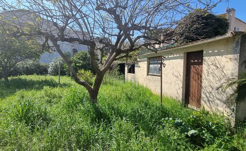 Land in La Ciotat, Provence-Alpes-Côte d'Azur, France 1