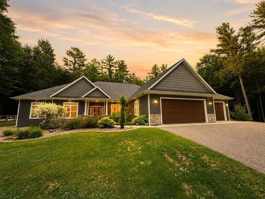 House in Wausau, Wisconsin, United States 1 - 18162404