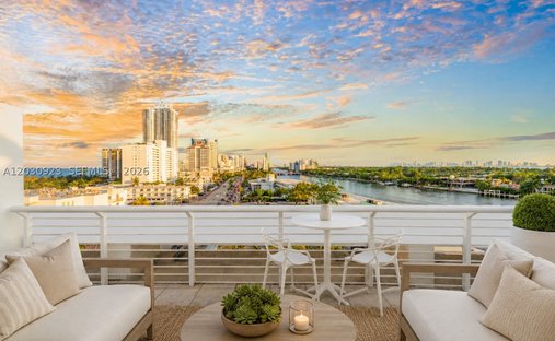 Condo in Miami Beach, Florida, United States 1