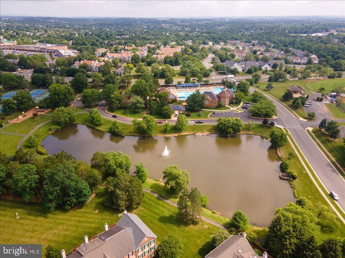 House in Ashburn, Virginia, United States 2 - 18161360