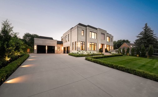 House in Nobleton, Ontario, Canada 1