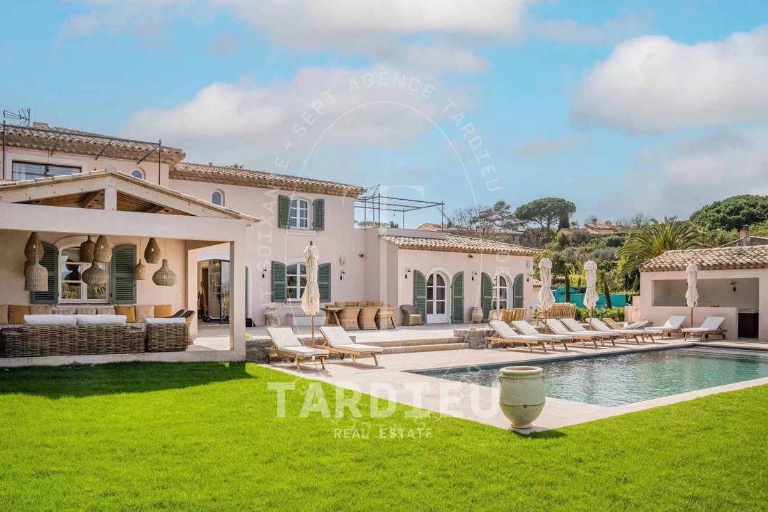Villa in Zone Ouest Urbaine, Saint-Tropez, France 1 - 18156473