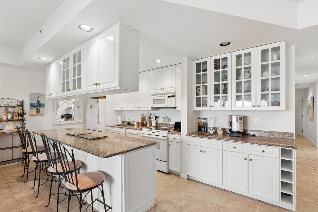 Westhampton Beach, New York, United States 3 - 18145971