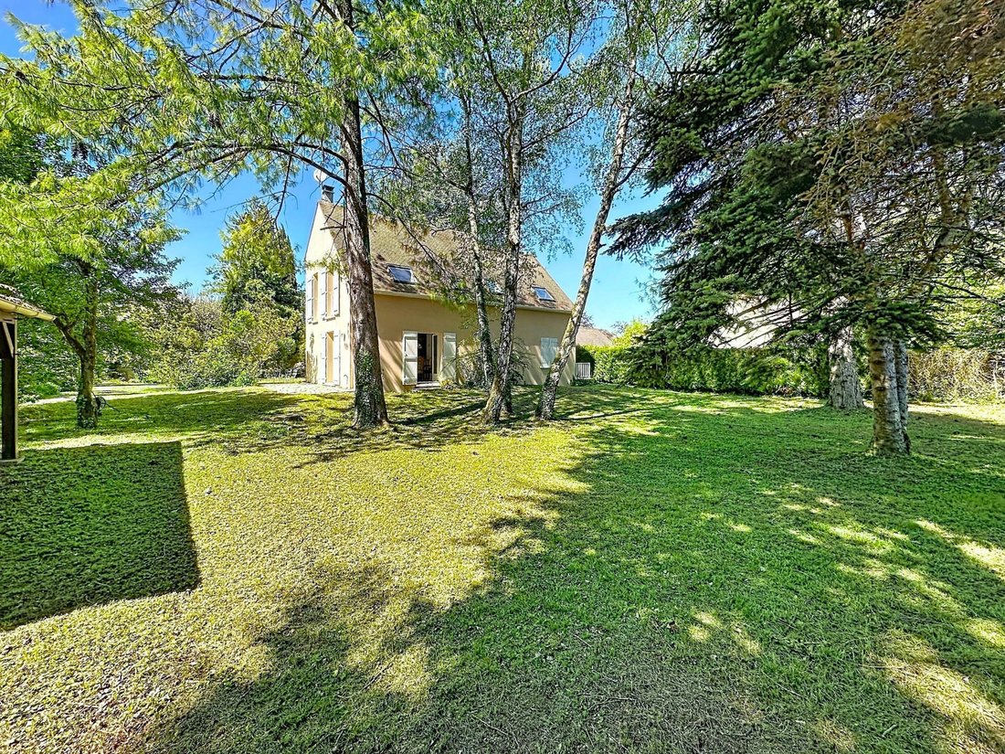 House in Hericy, Ile-de-France, France 2 - 17785756