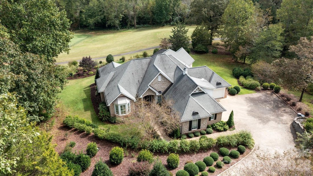 House in Rutherfordton, North Carolina, United States 1 - 18160016