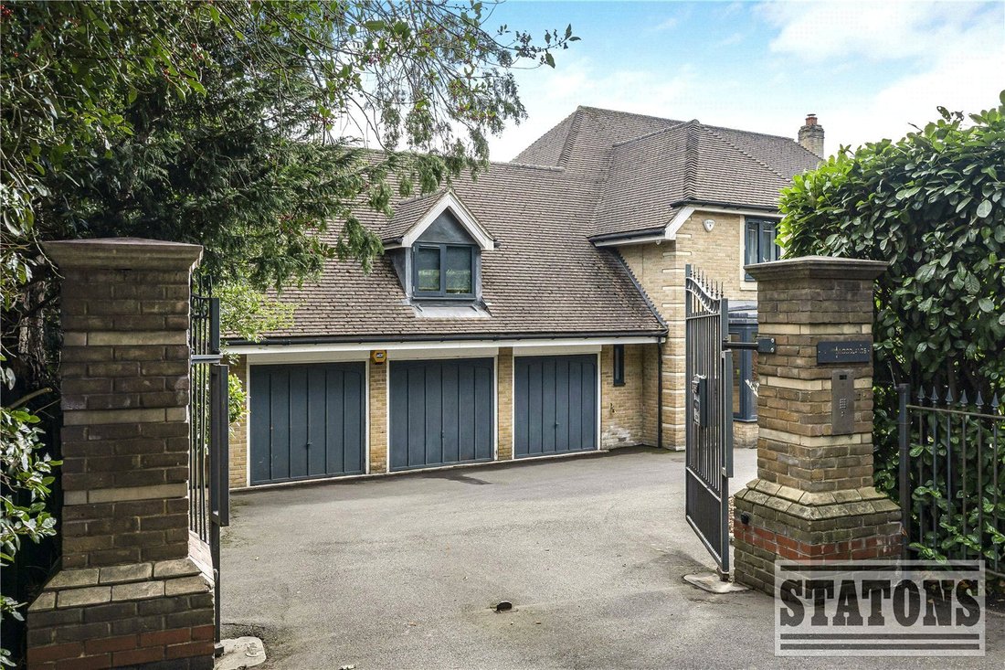 House in Arkley, Barnet, England 2 - 18154551